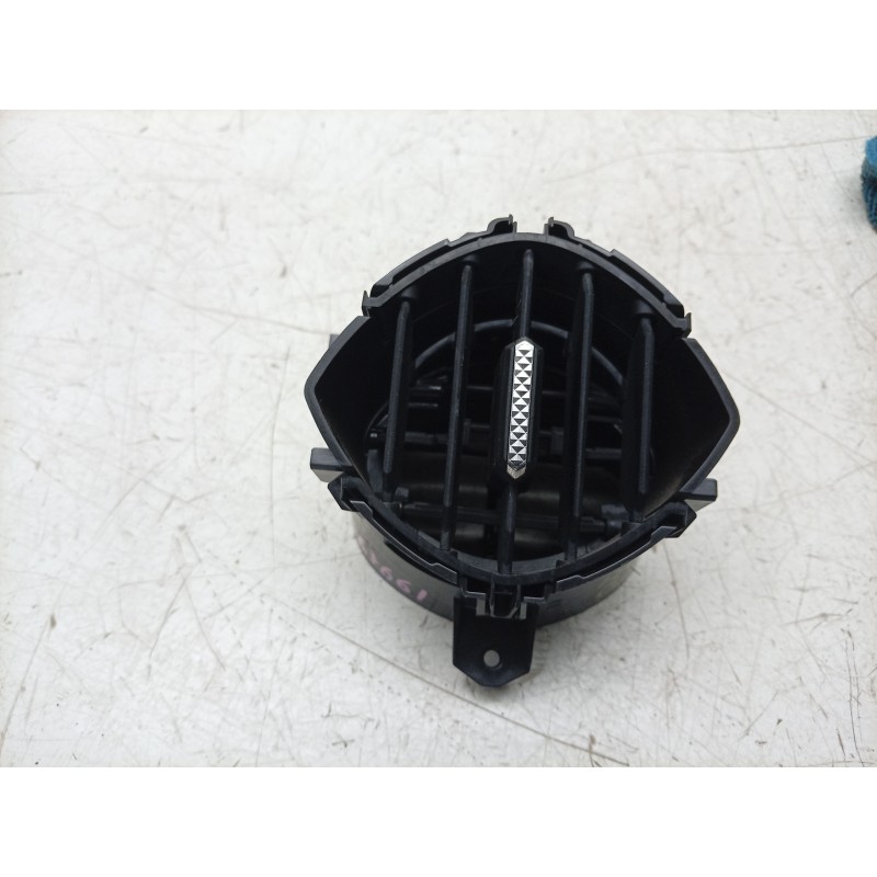 Recambio de aireador central para ds ds 3 / ds 3 crossback (ur_, uc_, uj_) 1.5 bluehdi 100 referencia OEM IAM  9821248680 