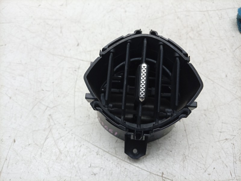 Recambio de aireador central para ds ds 3 / ds 3 crossback (ur_, uc_, uj_) 1.5 bluehdi 100 referencia OEM IAM  9821248680 