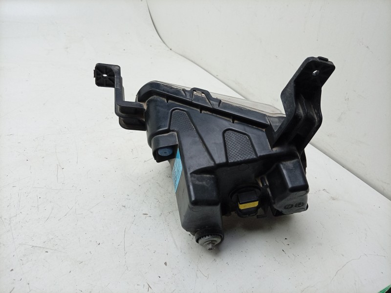Recambio de faro antiniebla derecho para mg zs suv (azs1) 1.5 vti referencia OEM IAM  10548004 