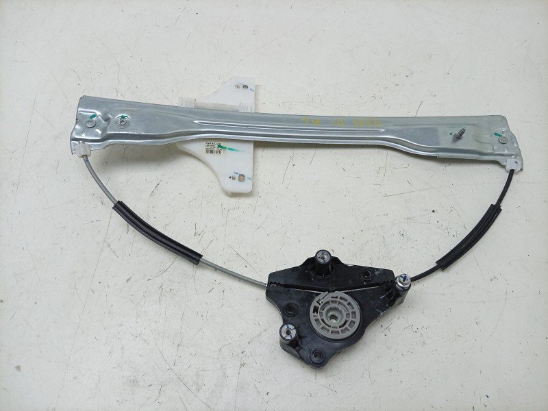 Recambio de elevalunas delantero izquierdo para mg zs suv (azs1) 1.5 vti referencia OEM IAM  10373041 