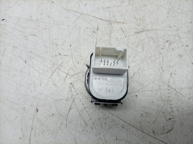 Recambio de mando retrovisor para ds ds 3 / ds 3 crossback (ur_, uc_, uj_) 1.5 bluehdi 100 referencia OEM IAM  9817840980 