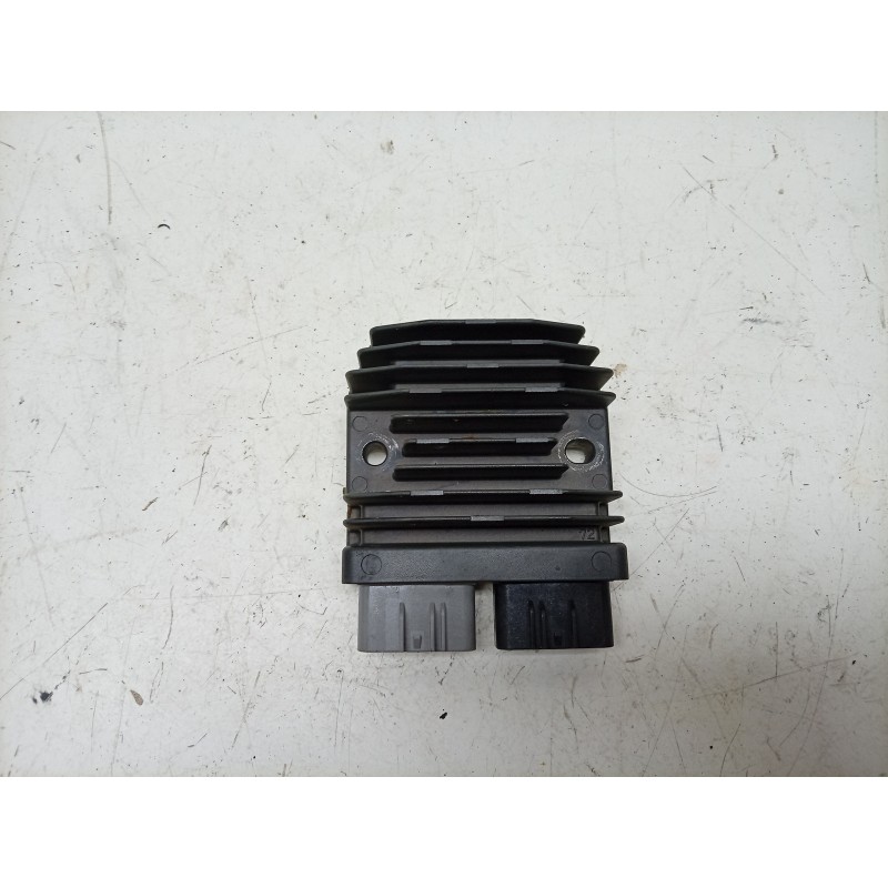 Recambio de regulador de corriente para honda cb (501cc - ) cb 650 r (rh08, rh02) referencia OEM IAM  FH027AA 31600MKND51