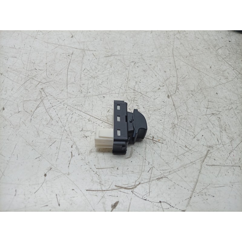 Recambio de mando elevalunas trasero derecho para ds ds 3 / ds 3 crossback (ur_, uc_, uj_) 1.5 bluehdi 100 referencia OEM IAM  9