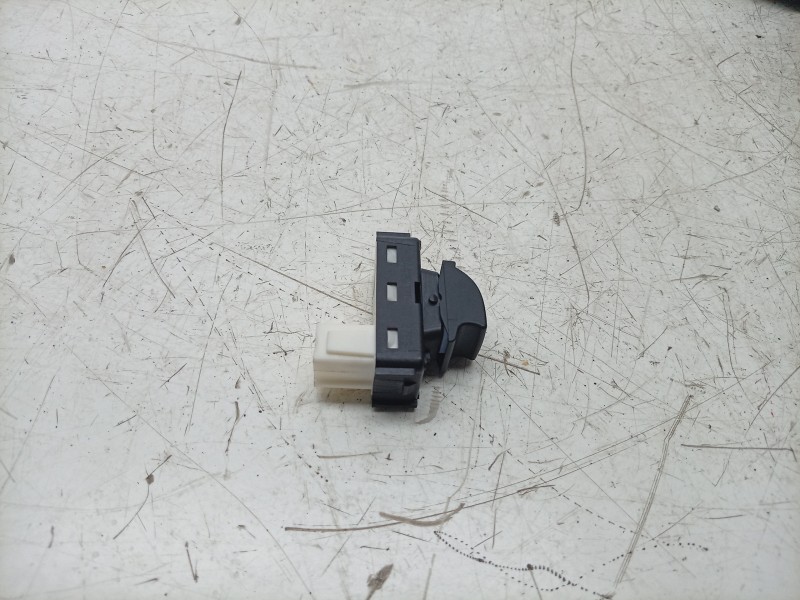 Recambio de mando elevalunas trasero derecho para ds ds 3 / ds 3 crossback (ur_, uc_, uj_) 1.5 bluehdi 100 referencia OEM IAM  9