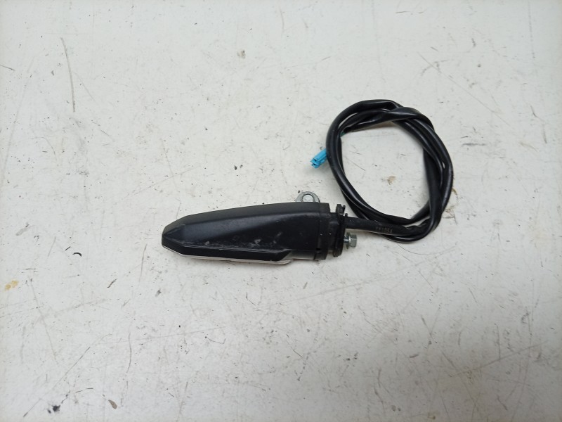 Recambio de piloto trasero derecho para honda cb (501cc - ) cb 650 r (rh08, rh02) referencia OEM IAM  33600MKYD51 
