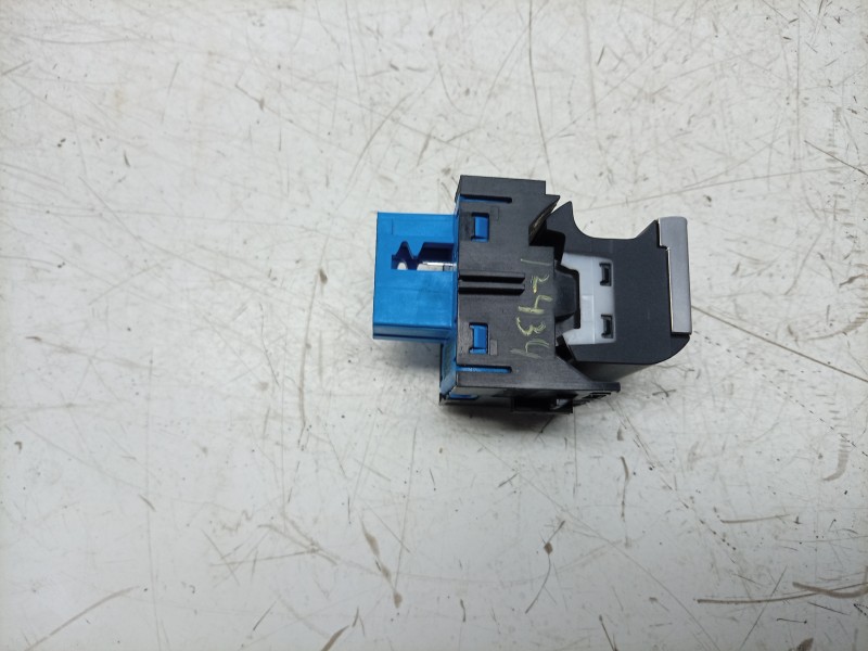 Recambio de freno de mano electrico para ds ds 3 / ds 3 crossback (ur_, uc_, uj_) 1.5 bluehdi 100 referencia OEM IAM  9815417277