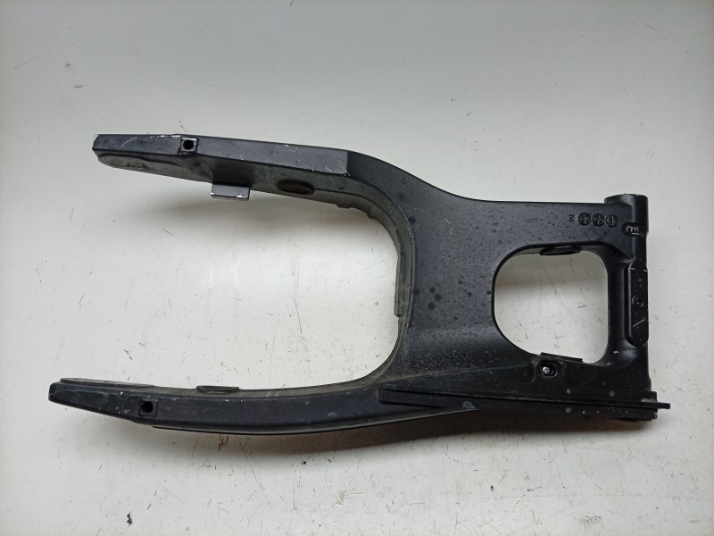 Recambio de basculante para honda cb (501cc - ) cb 650 r (rh08, rh02) referencia OEM IAM  52200MKND51 