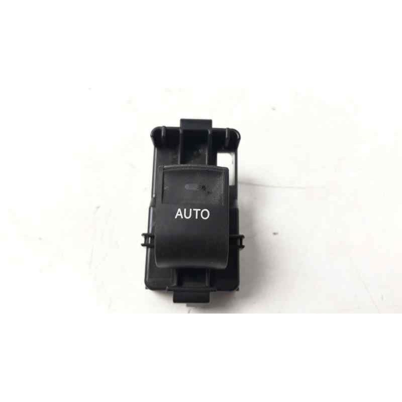 Recambio de mando elevalunas trasero izquierdo para toyota auris 1.2 16v turbo cat referencia OEM IAM   