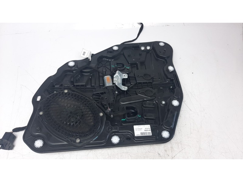 Recambio de elevalunas trasero izquierdo para jeep renegade 1.0 t-gdi cat referencia OEM IAM 52065157  