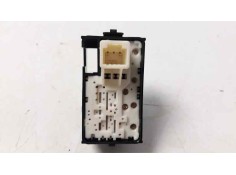 Recambio de mando elevalunas trasero izquierdo para toyota auris 1.2 16v turbo cat referencia OEM IAM    2