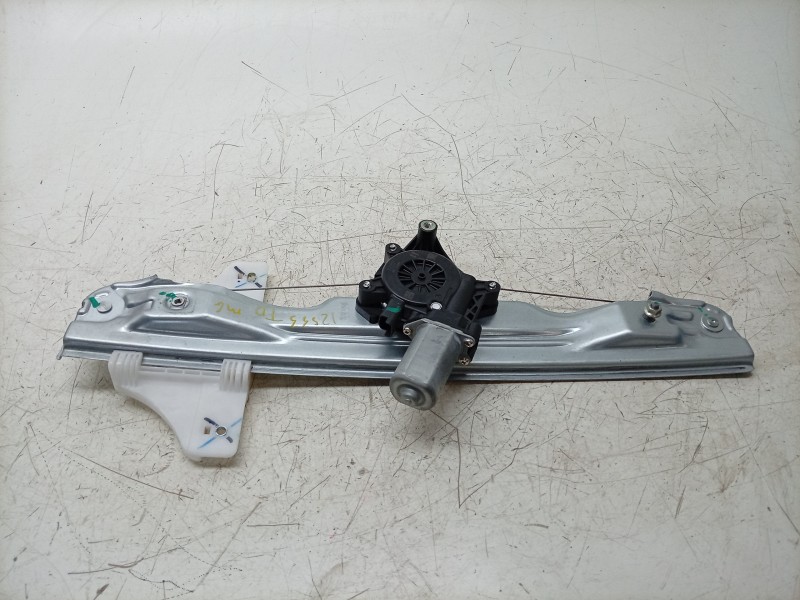 Recambio de elevalunas trasero derecho para mg zs suv (azs1) 1.5 vti referencia OEM IAM 10373044 10233938 