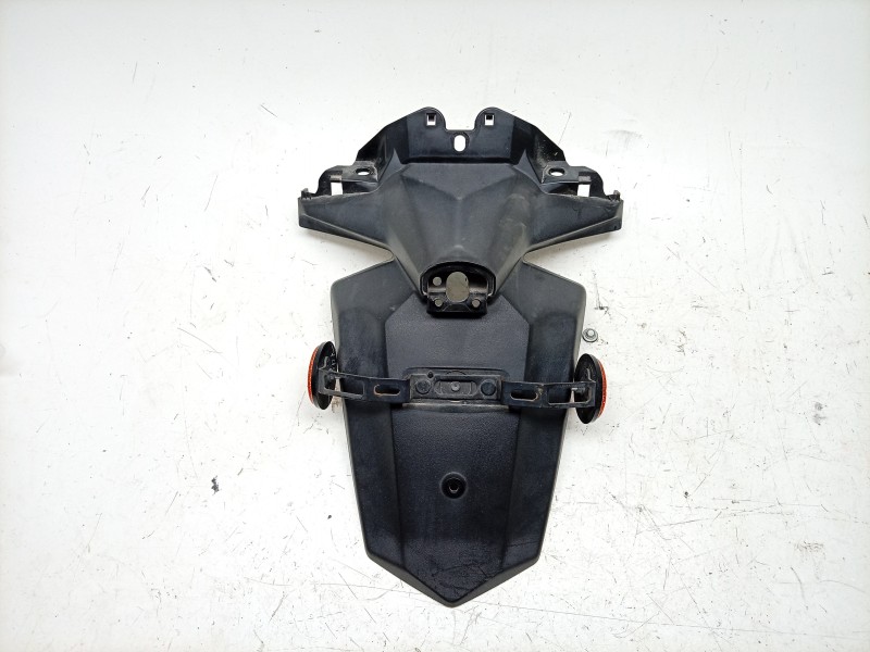 Recambio de portamatriculas para yamaha x-max x-max 300 (sh14) referencia OEM IAM B74F16110000 B74F16110000 