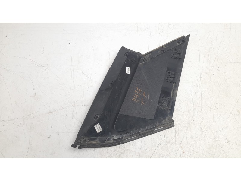 Recambio de moldura para land rover evoque referencia OEM IAM BJ3229149AD  