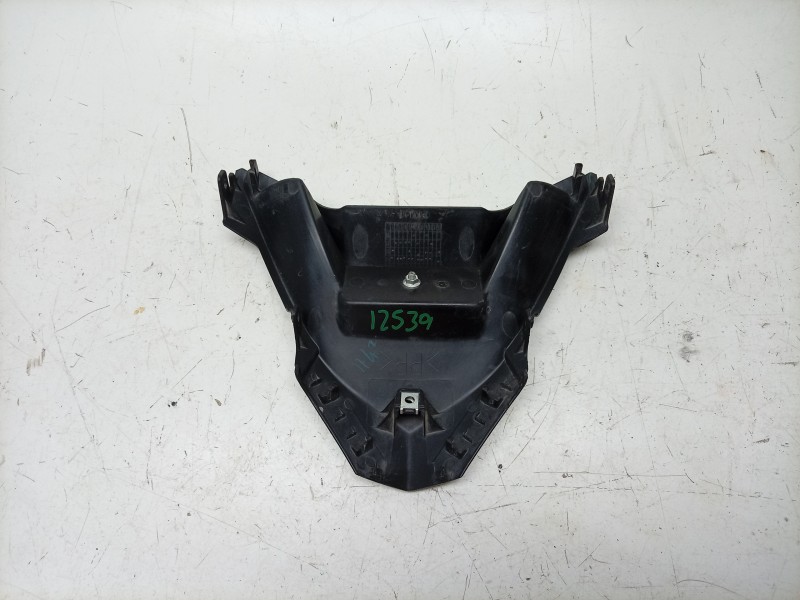 Recambio de moldura para yamaha x-max x-max 300 (sh14) referencia OEM IAM  B74F165100 
