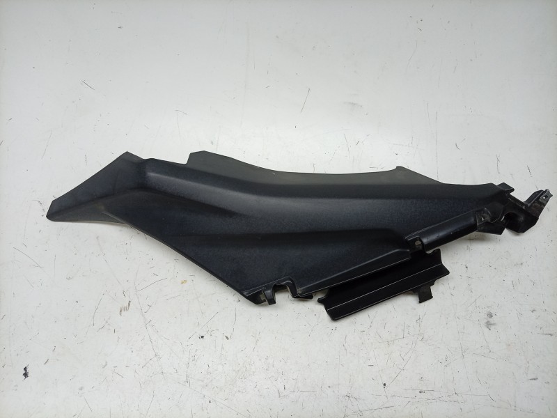 Recambio de moldura para yamaha x-max x-max 300 (sh14) referencia OEM IAM  B74F172A00 