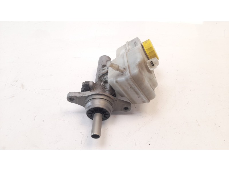 Recambio de bomba freno para skoda fabia 1.2 tsi referencia OEM IAM 6R1611019F  