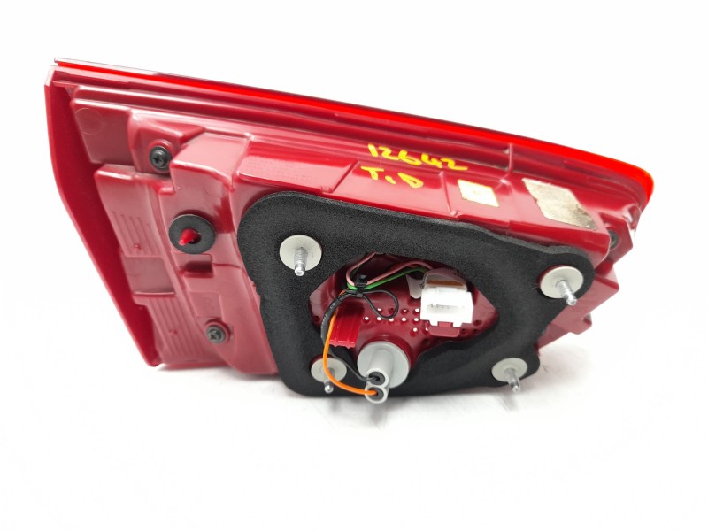 Recambio de piloto trasero derecho interior para hyundai i30 (pde, pd, pden) 1.0 t-gdi referencia OEM IAM  92404G4500 