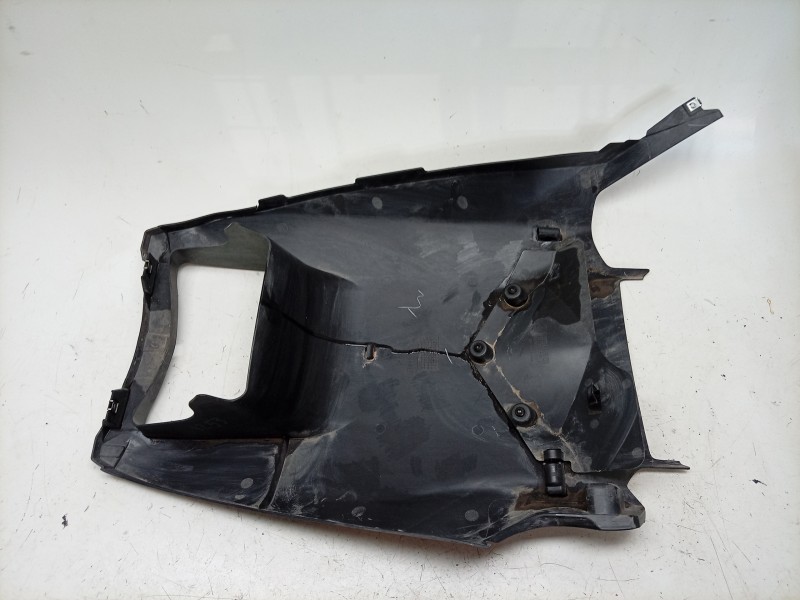 Recambio de cubrecarter para yamaha x-max x-max 300 (sh14) referencia OEM IAM  B74F838501 