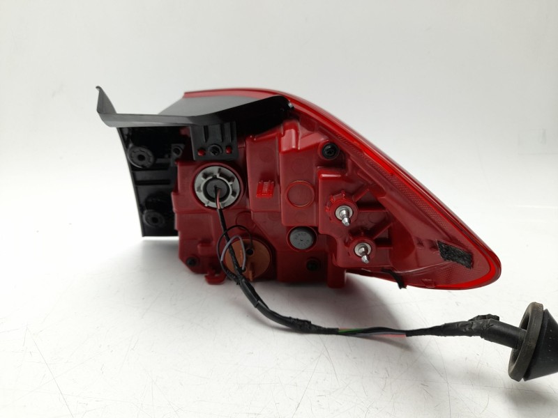 Recambio de piloto trasero izquierdo para hyundai i30 (pde, pd, pden) 1.0 t-gdi referencia OEM IAM  92401G4500 
