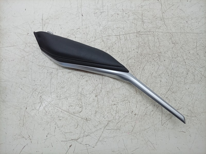 Recambio de moldura para bmw i4 edrive 40 referencia OEM IAM  6997207 