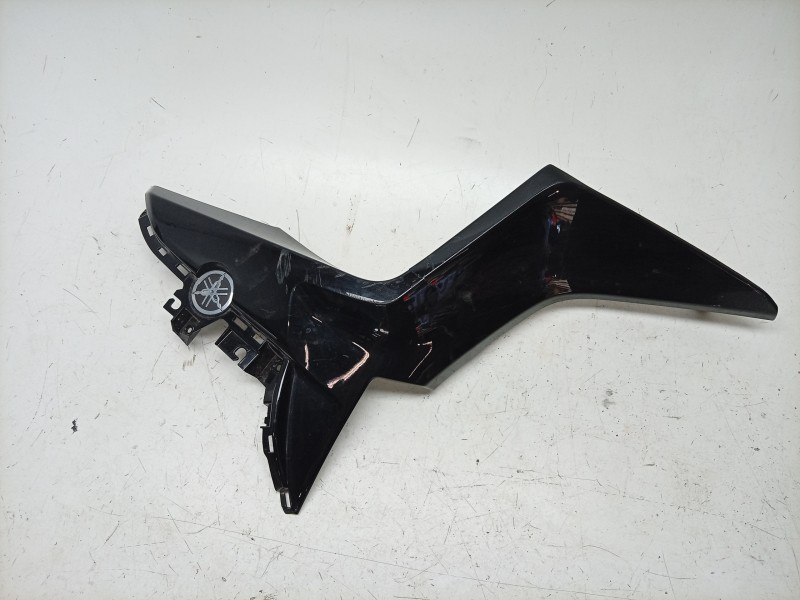 Recambio de carenado delantero izquierdo para yamaha x-max x-max 300 (sh14) referencia OEM IAM  BL1F835J00 