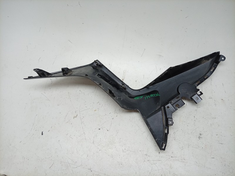 Recambio de carenado delantero izquierdo para yamaha x-max x-max 300 (sh14) referencia OEM IAM  BL1F835J00 