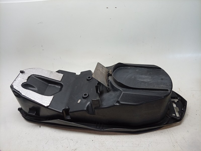 Recambio de portaequipajes para yamaha x-max x-max 300 (sh14) referencia OEM IAM  BL1F473R00 