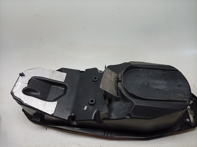 Recambio de portaequipajes para yamaha x-max x-max 300 (sh14) referencia OEM IAM  BL1F473R00 