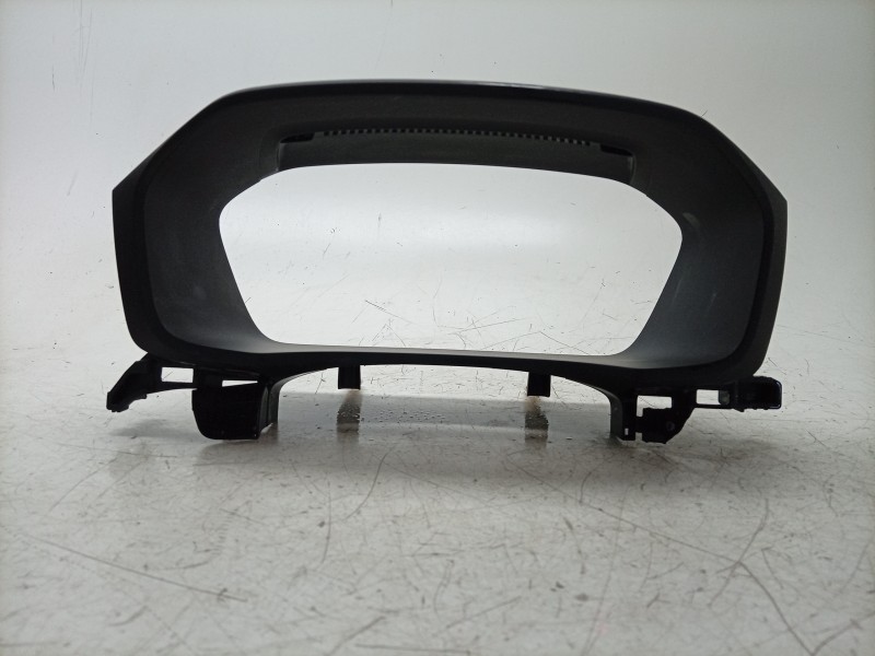Recambio de moldura para volvo v60 ii cross country (227) d4 awd referencia OEM IAM  31467501 