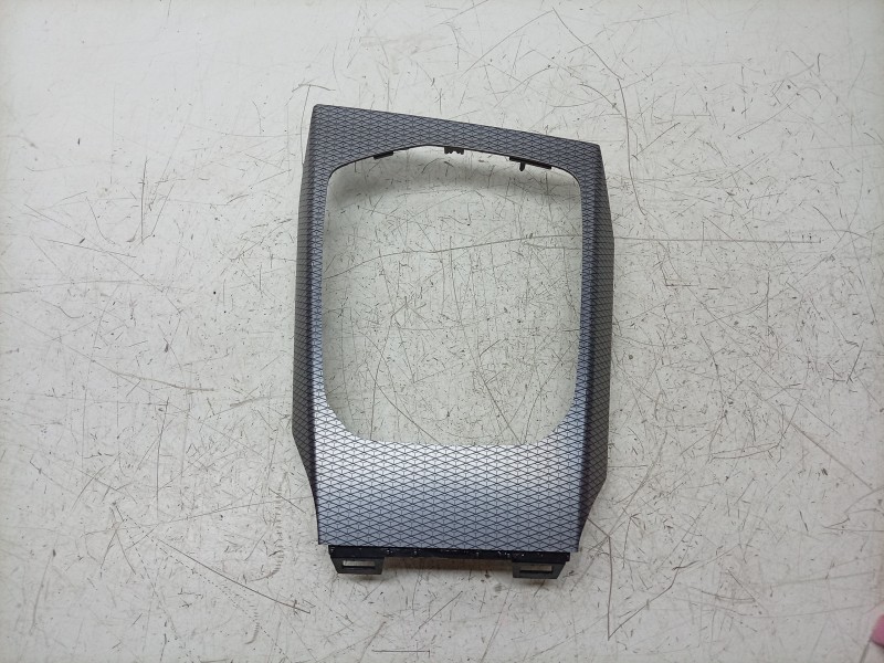 Recambio de moldura para bmw i4 edrive 40 referencia OEM IAM  9R5A1972902 