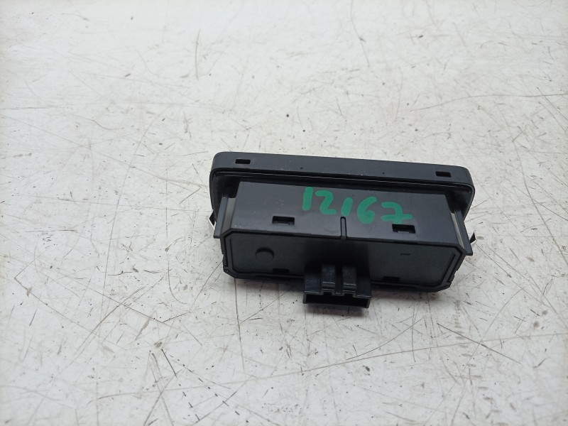 Recambio de mando multifuncion para volvo v60 ii cross country (227) d4 awd referencia OEM IAM  P31443873 