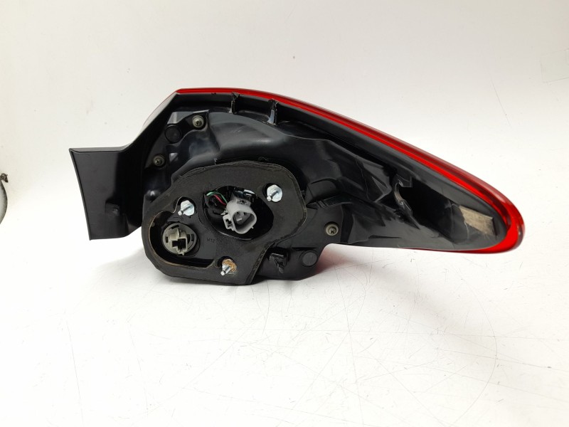 Recambio de piloto trasero izquierdo para mazda 6 station wagon (gj, gl) 2.0 (gjefw) referencia OEM IAM  GJE851160 