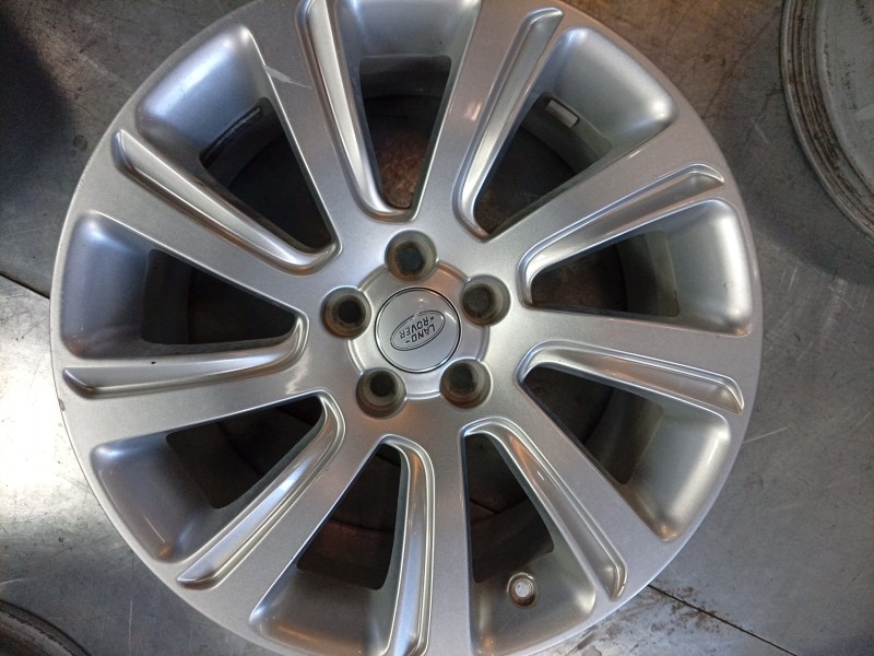 Recambio de llanta para land rover discovery sport (l550) 2.0 d 4x4 referencia OEM IAM  LR073531 