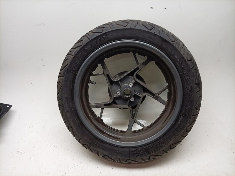 Recambio de llanta trasera para yamaha x-max x-max 300 (sh14) referencia OEM IAM   