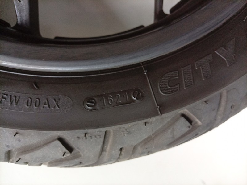 Recambio de llanta trasera para yamaha x-max x-max 300 (sh14) referencia OEM IAM   