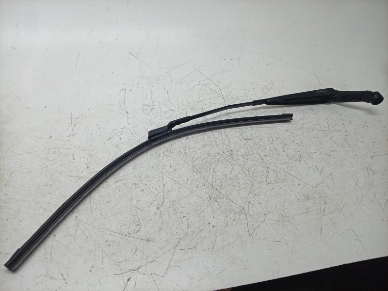 Recambio de brazo limpia delantero izquierdo para toyota c-hr hybrid active referencia OEM IAM  85221F4090 