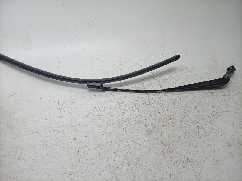 Recambio de brazo limpia delantero izquierdo para toyota c-hr hybrid active referencia OEM IAM  85221F4090 