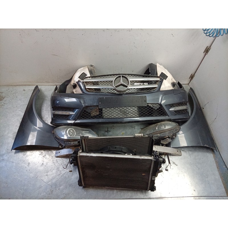 Recambio de morro completo para mercedes-benz clase c (w204) coupe 2.1 cdi cat referencia OEM IAM 204880834764 204880834764 