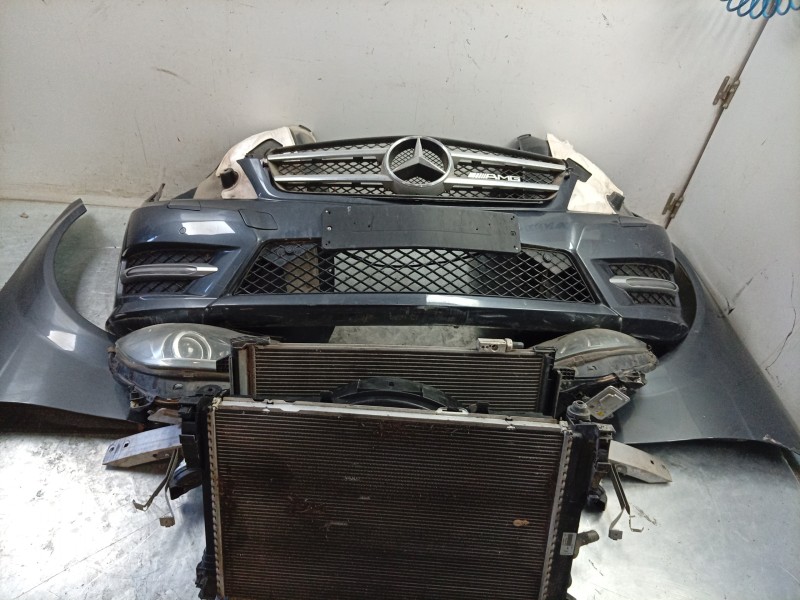 Recambio de morro completo para mercedes-benz clase c (w204) coupe 2.1 cdi cat referencia OEM IAM 204880834764 204880834764 