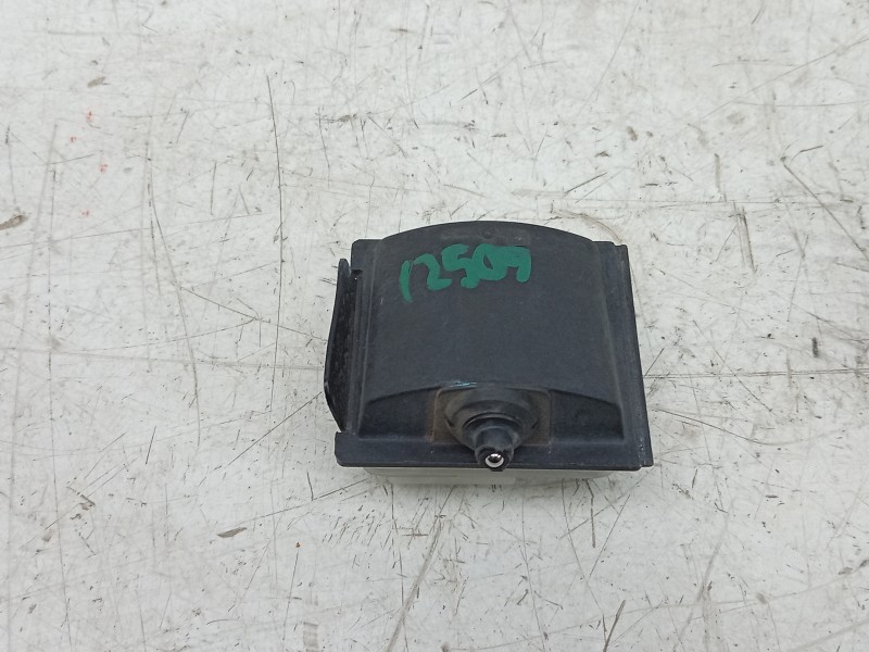 Recambio de motor electrico actuador para mercedes-benz cla-klasse (bm 118) cla 180 (118.384) referencia OEM IAM  A0008202205 