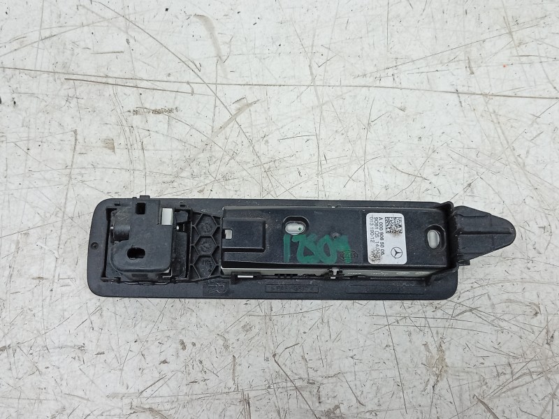 Recambio de luz interior para mercedes-benz cla-klasse (bm 118) cla 180 (118.384) referencia OEM IAM  A0009065006 