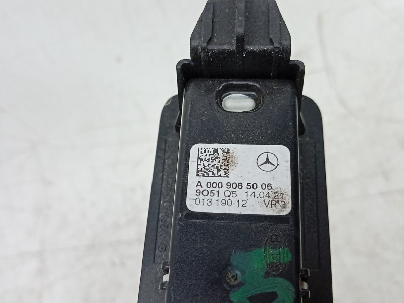 Recambio de luz interior para mercedes-benz cla-klasse (bm 118) cla 180 (118.384) referencia OEM IAM  A0009065006 
