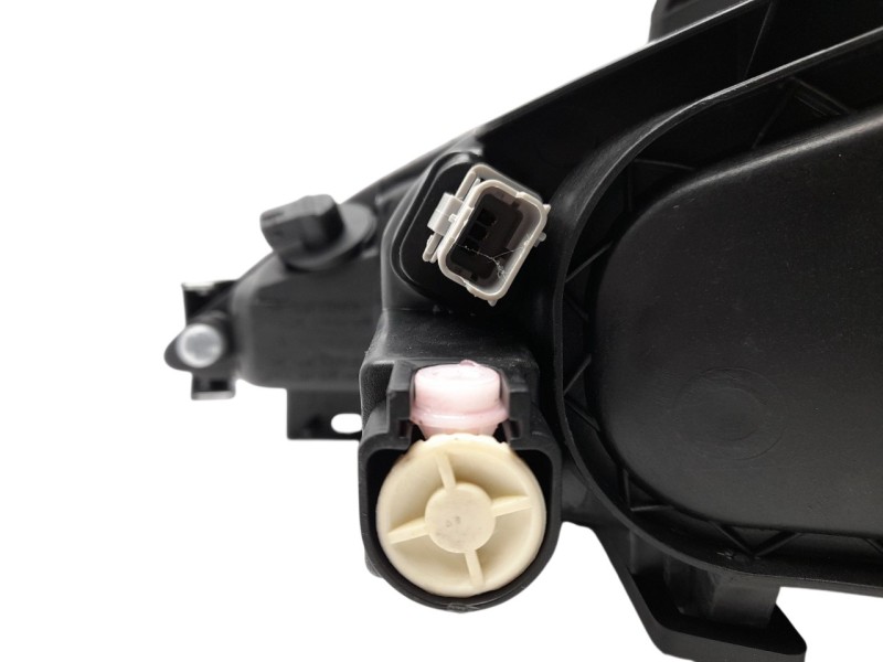 Recambio de faro derecho para peugeot 206 berlina referencia OEM IAM  6205S9 10117210003/11544004/5220022/PG0094903