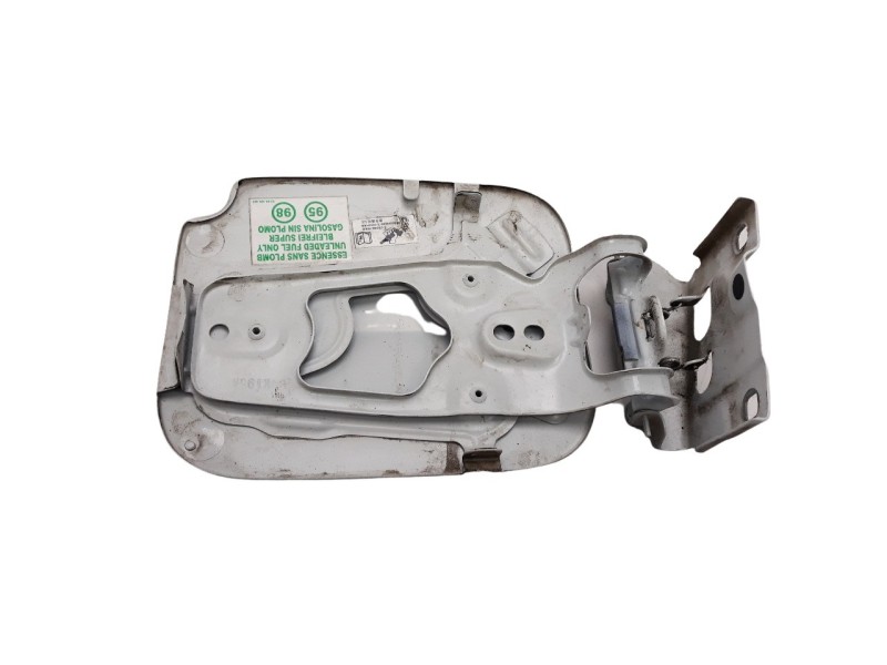 Recambio de tapa exterior combustible para dacia duster laureate 4x2 referencia OEM IAM 8200389403  