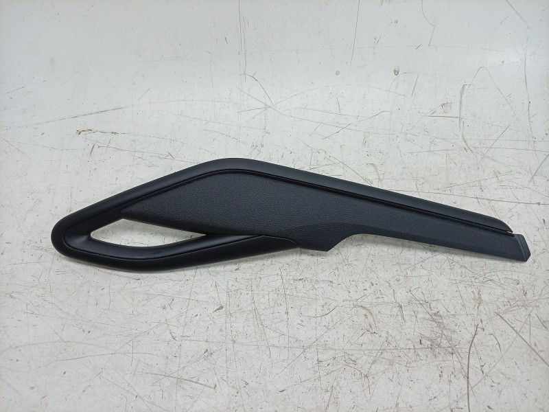 Recambio de moldura para skoda fabia iv (pj3) 1.0 mpi referencia OEM IAM  6VA867197 