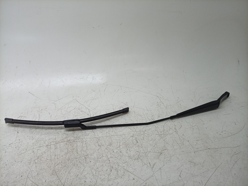 Recambio de brazo limpia delantero derecho para seat leon (kl1, klg) 1.0 tsi referencia OEM IAM  97036203 