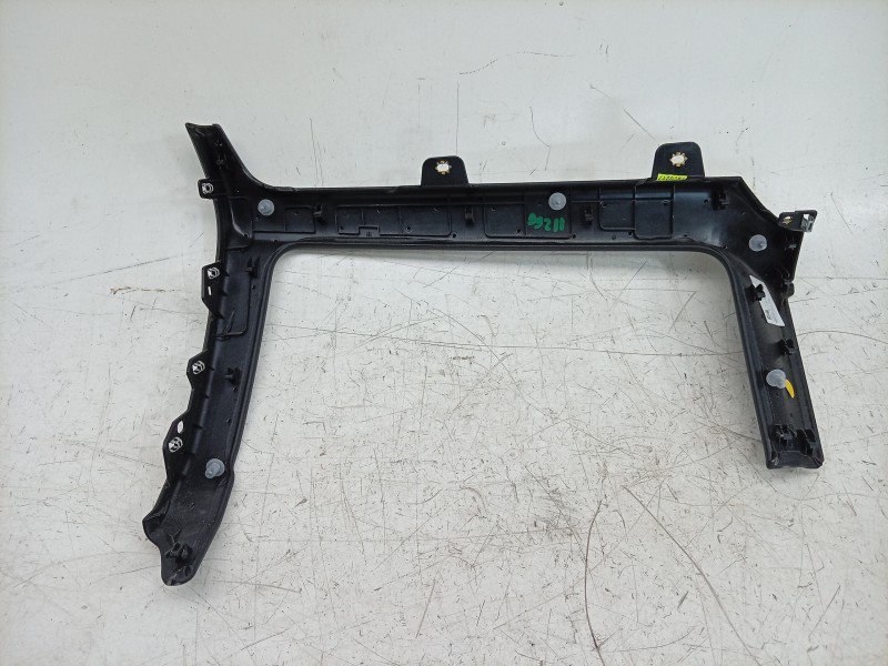Recambio de moldura para porsche macan (typ ) referencia OEM IAM  95B858122 