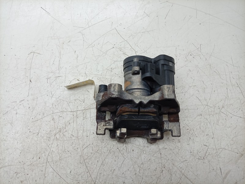 Recambio de pinza de freno trasera derecha para volkswagen t-roc (a11, d11) 1.5 tsi referencia OEM IAM  5Q0615424G 