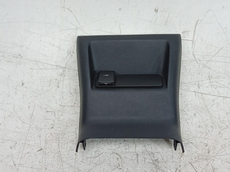 Recambio de moldura para land rover range rover evoque (l551) 2.0 d165 referencia OEM IAM  K8D204569A 