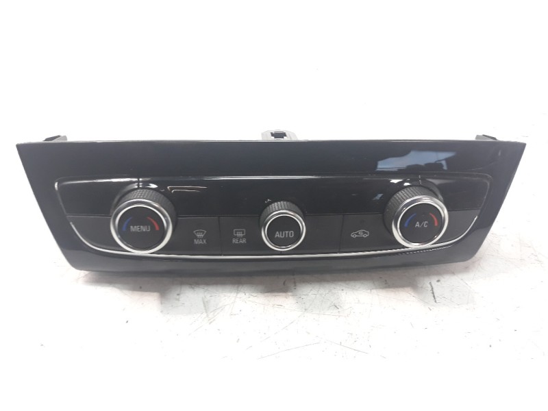 Recambio de mando climatizador para opel corsa f 1.2 referencia OEM IAM 39231052  